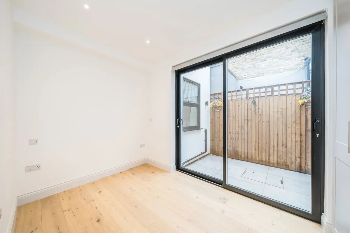 Northfield Avenue, W13, photo 5