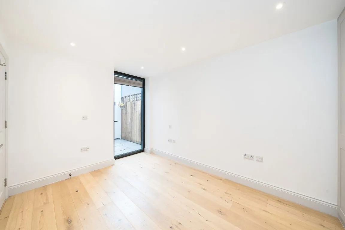 Northfield Avenue, W13, photo 6