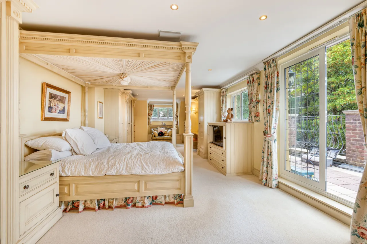 The Drive, Cheam, SM2, photo 15