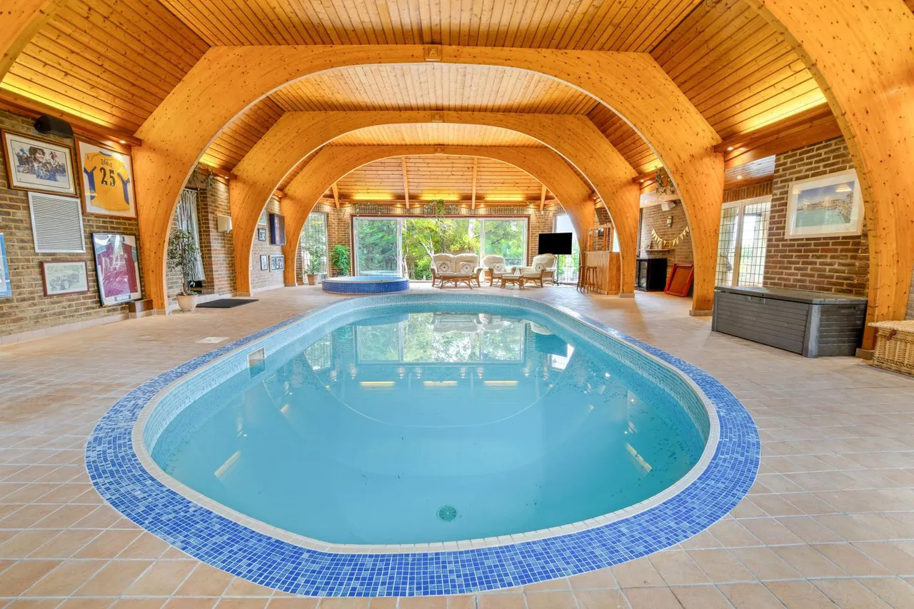 The Drive, Cheam, SM2, photo 30