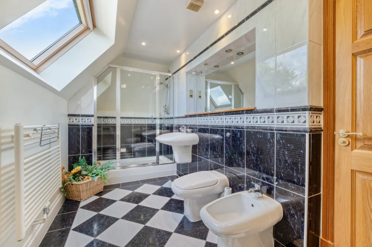 The Drive, Cheam, SM2, photo 23