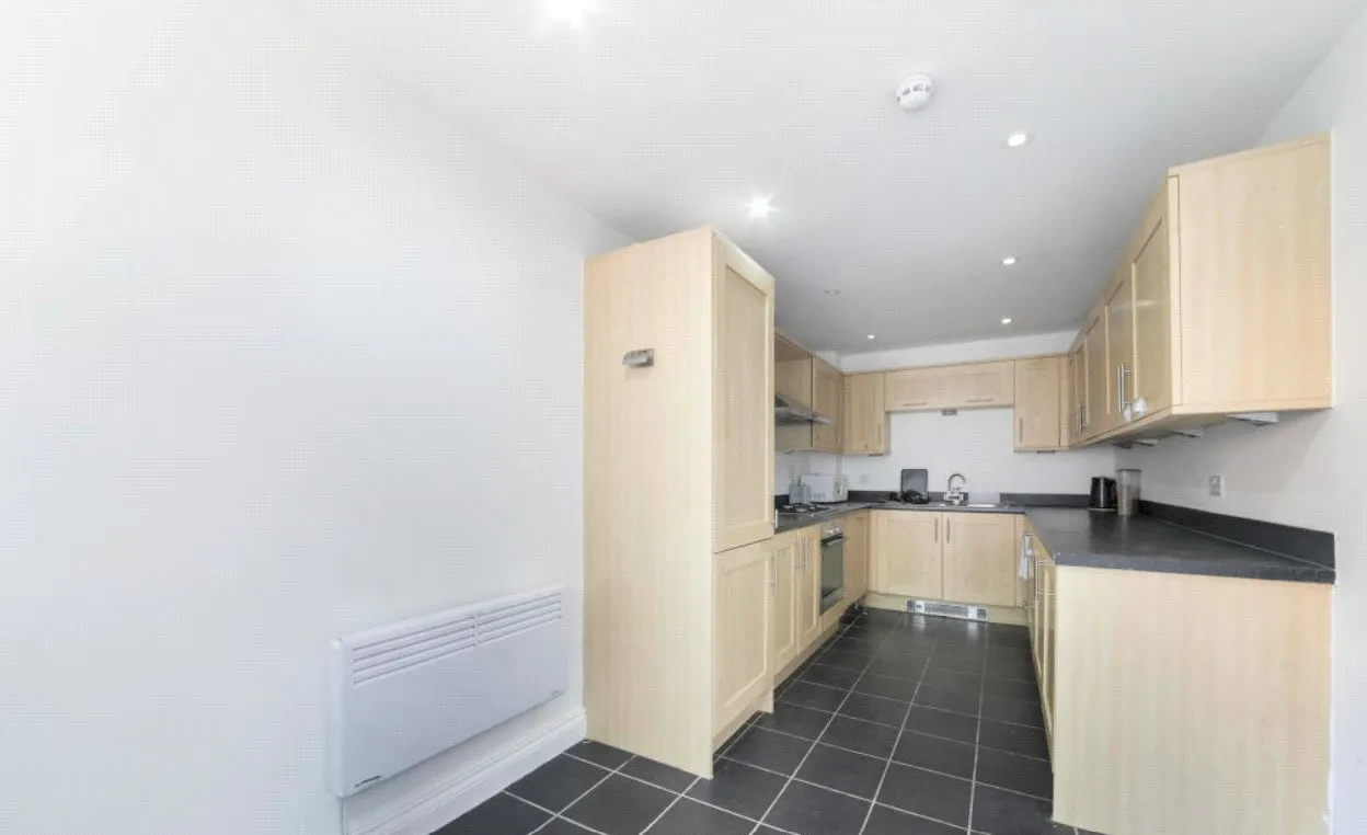 Kings Road, London, SE25, photo 5