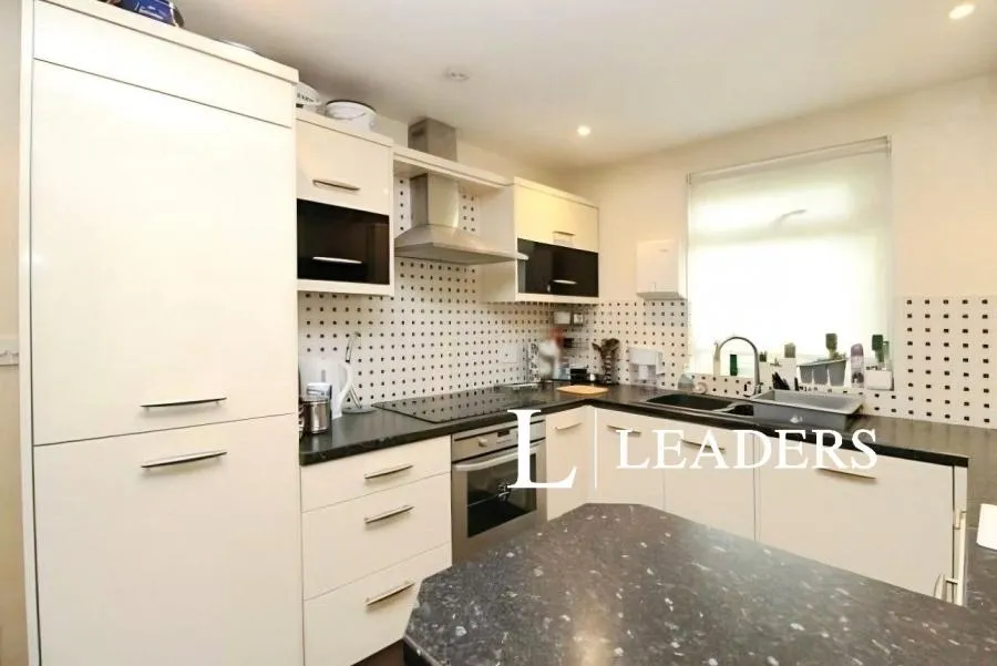 London Road, Stoke-on-Trent, ST4, photo 2