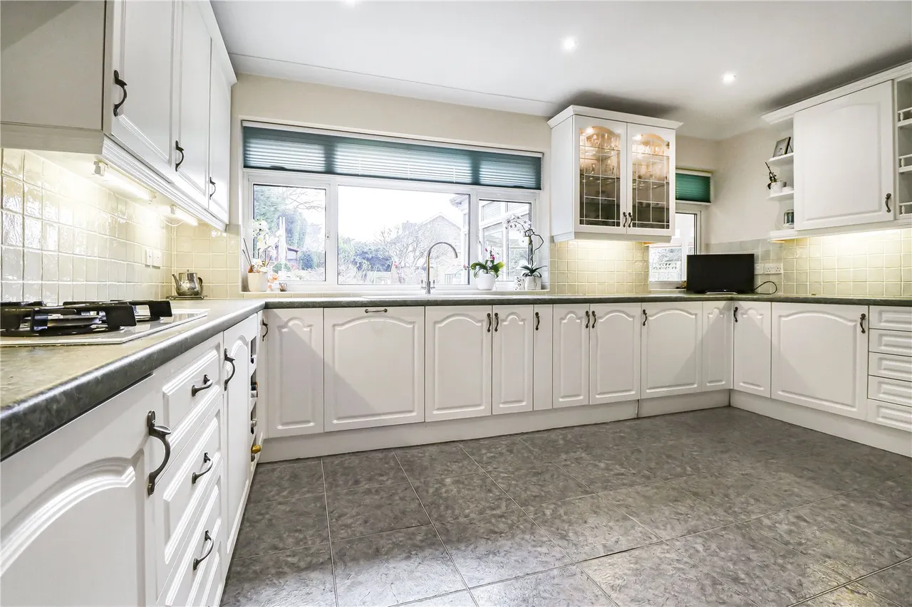Rolfe Close, Barnet, EN4 9QU, photo 3