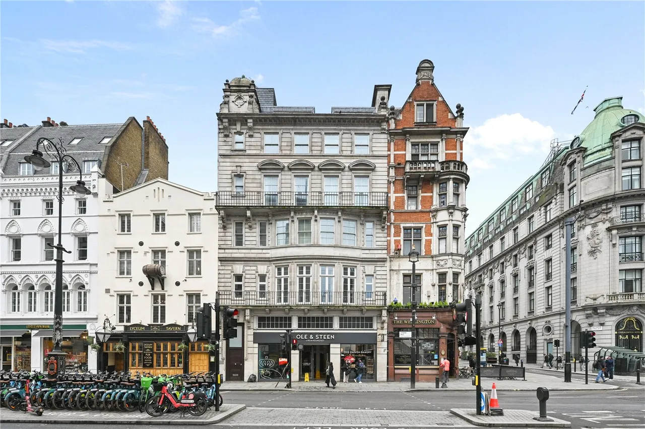 Strand, London, WC2R, photo 2