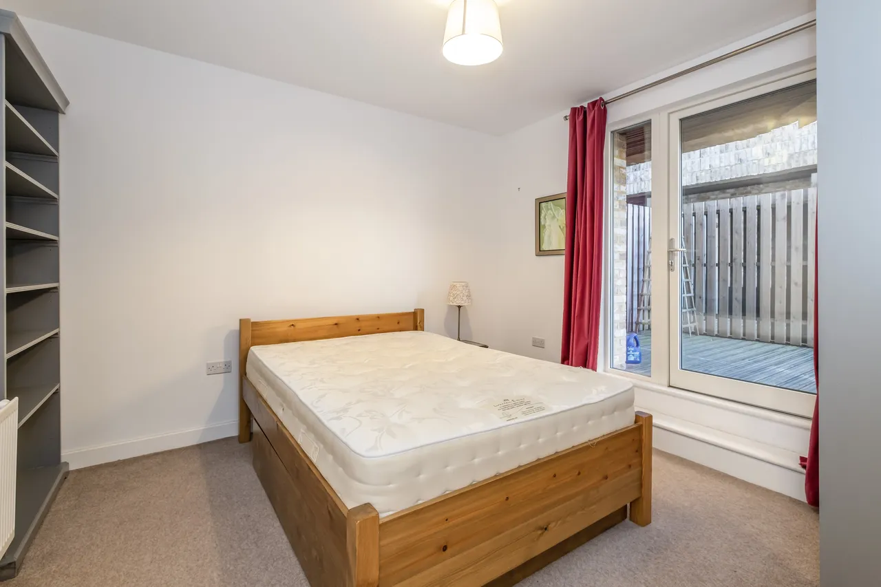 Hilltop Avenue, London, NW10, photo 6