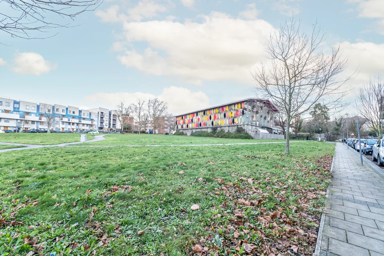 Hilltop Avenue, London, NW10, photo 7