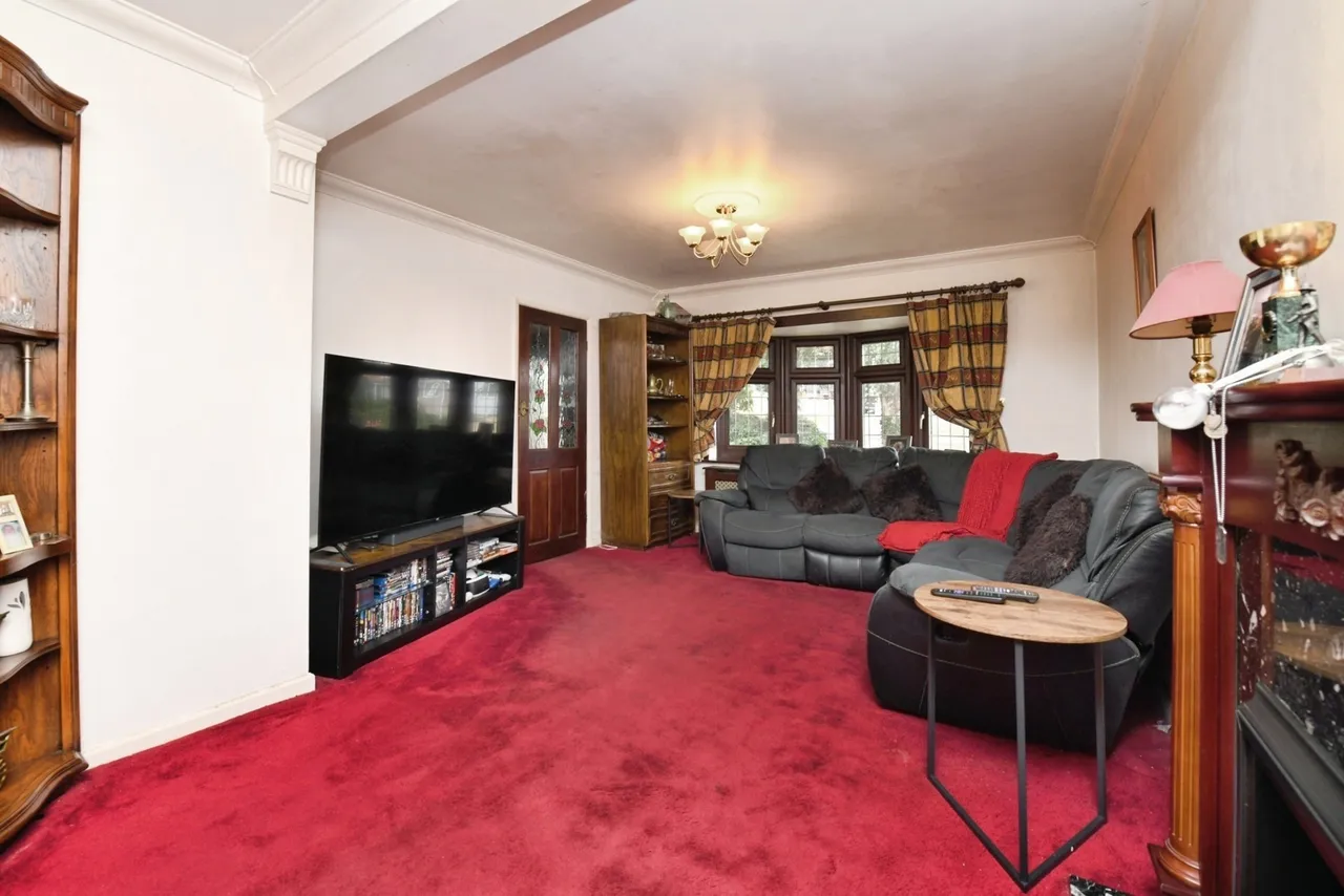 Elm Drive, Rayleigh, Essex, SS6, photo 10