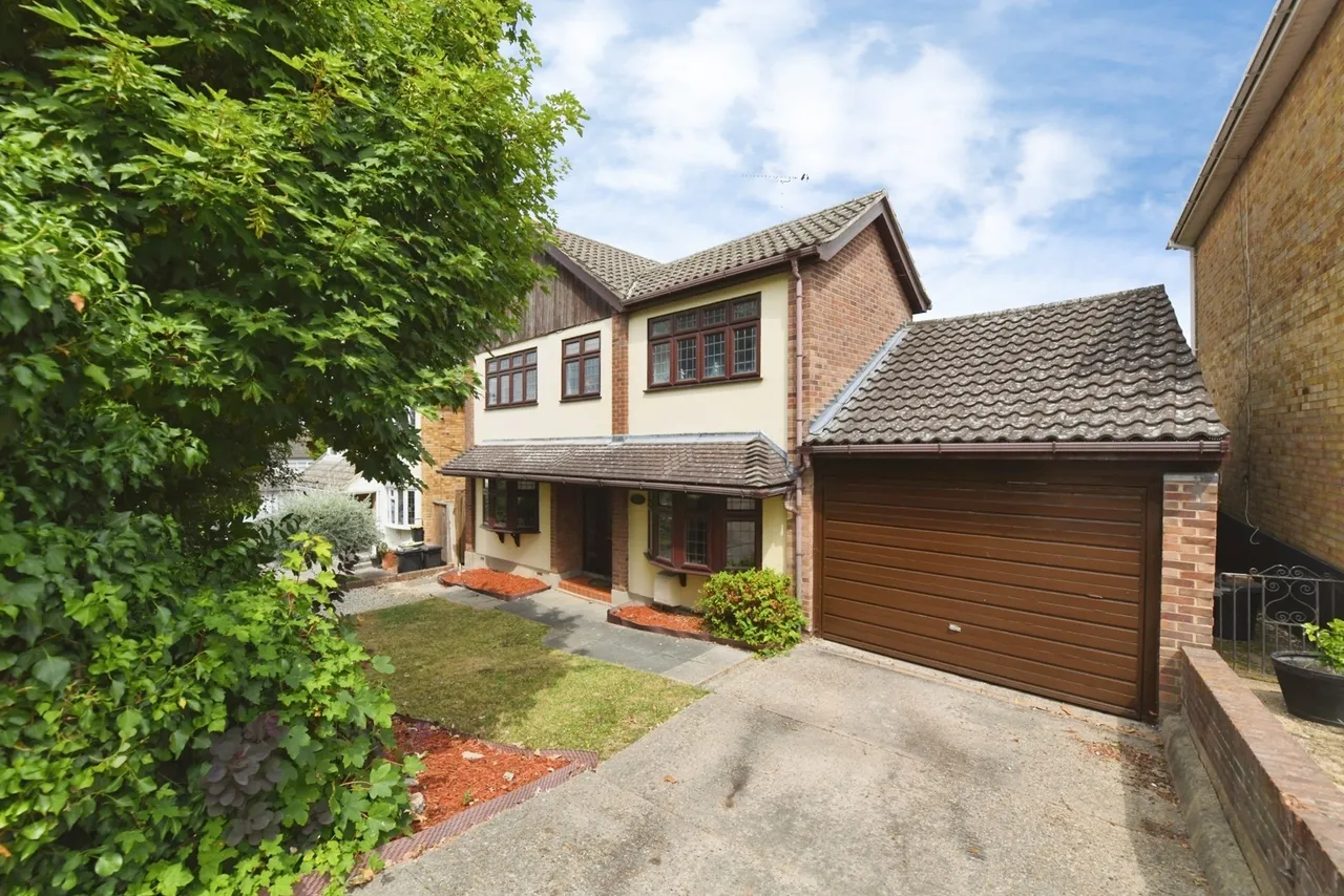 Elm Drive, Rayleigh, Essex, SS6, photo 21