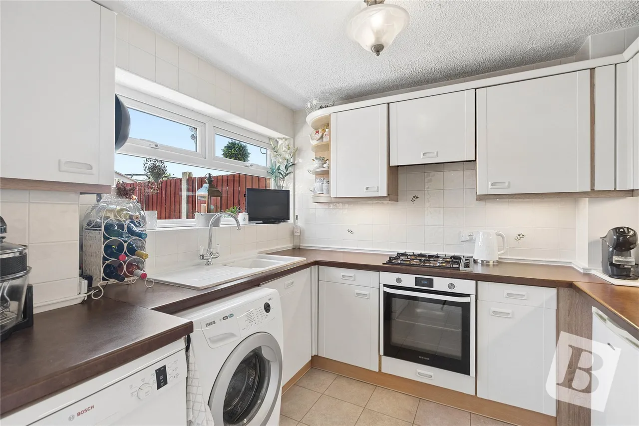 Peregrine Walk, Hornchurch, RM12, photo 7