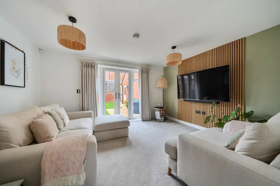 Whinham Green, Aylesbury, HP18, photo 10