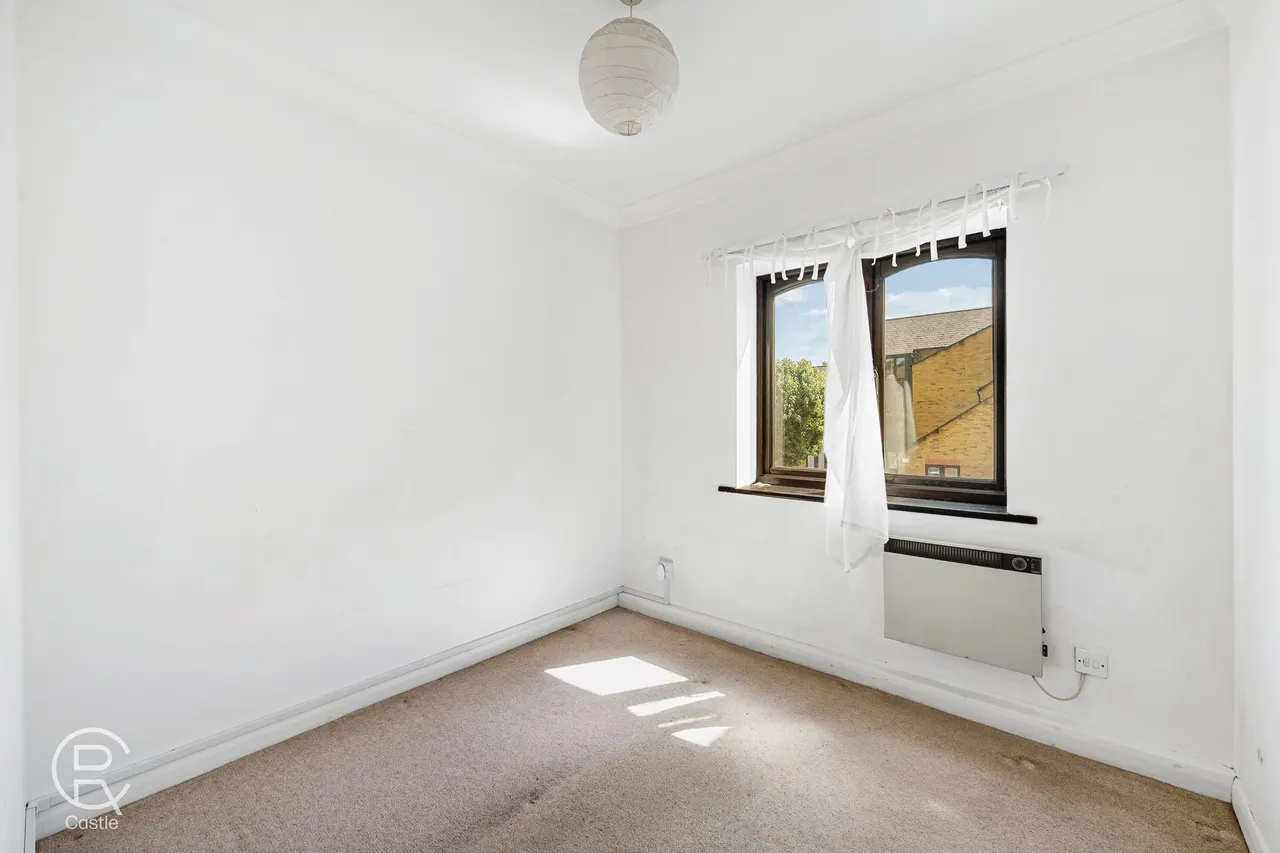 Greenford Avenue, London, W7 1LZ, photo 7