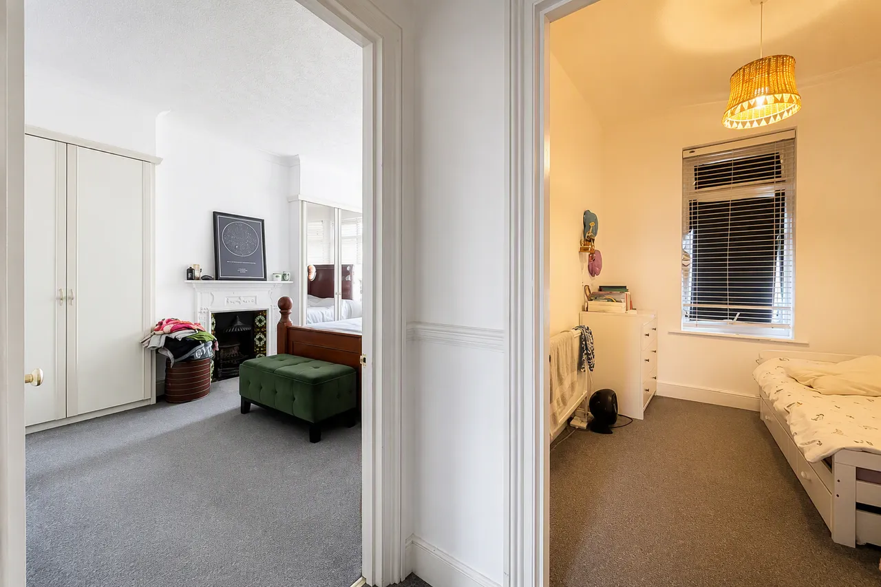 Alexandra Road, South Woodford, E18, photo 10