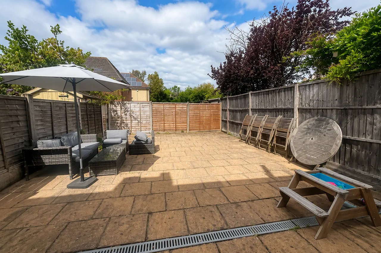 Alexandra Road, South Woodford, E18, photo 16