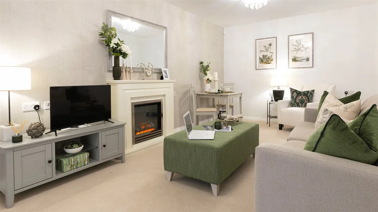 High Street, Staplehurst, TN12, photo 2
