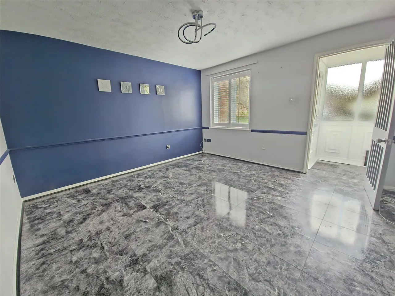 Pagette Way, Badgers Dene, RM17, photo 4