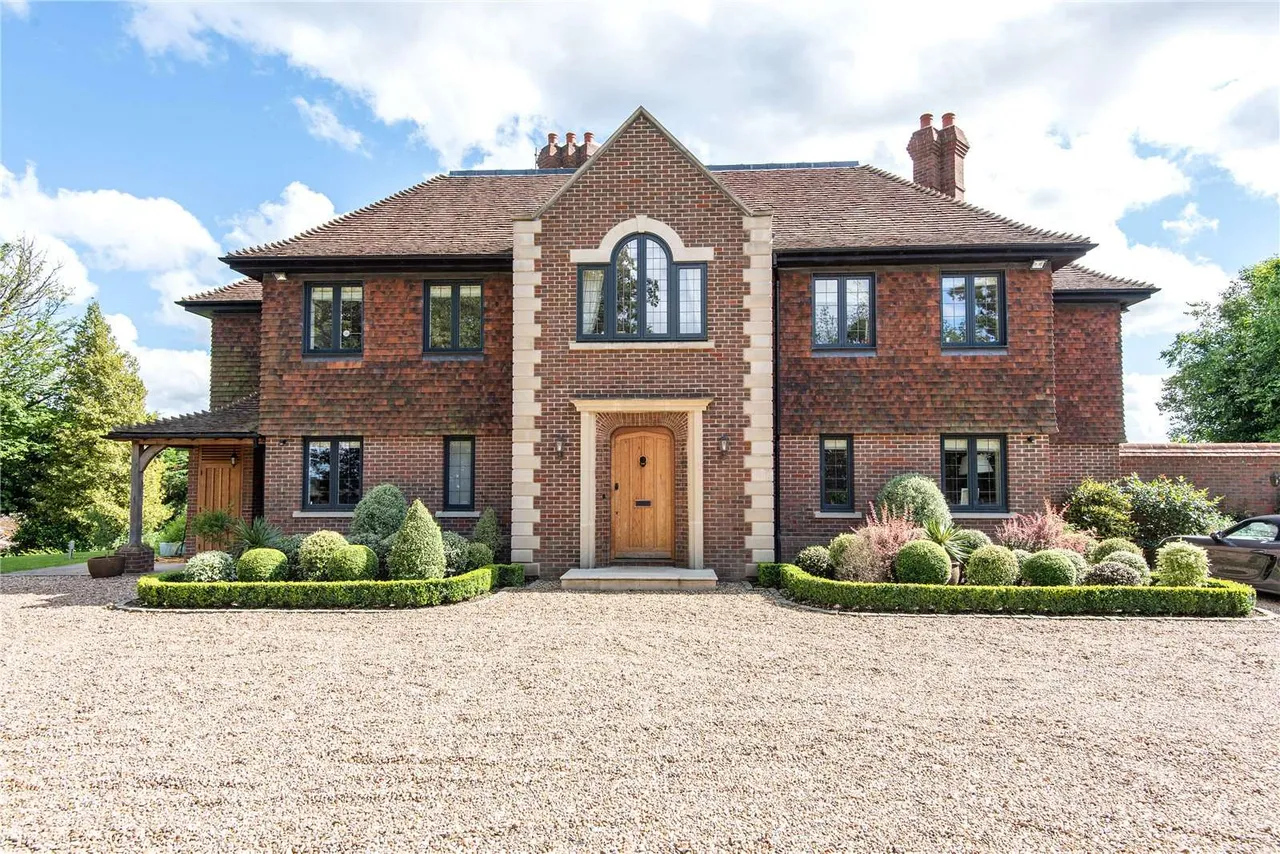 5 bed house to rent, Saints Hill, Penshurst, TN11