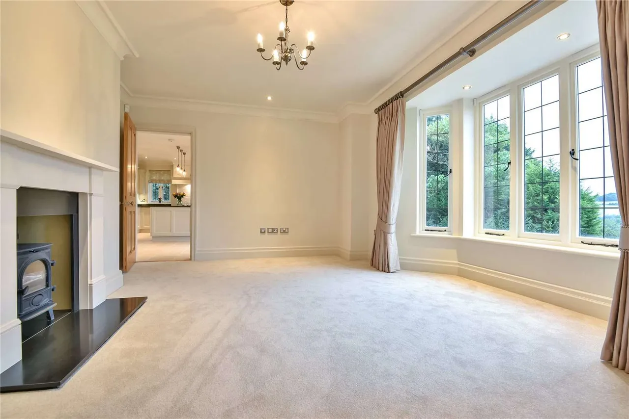 Saints Hill, Penshurst, TN11, photo 3