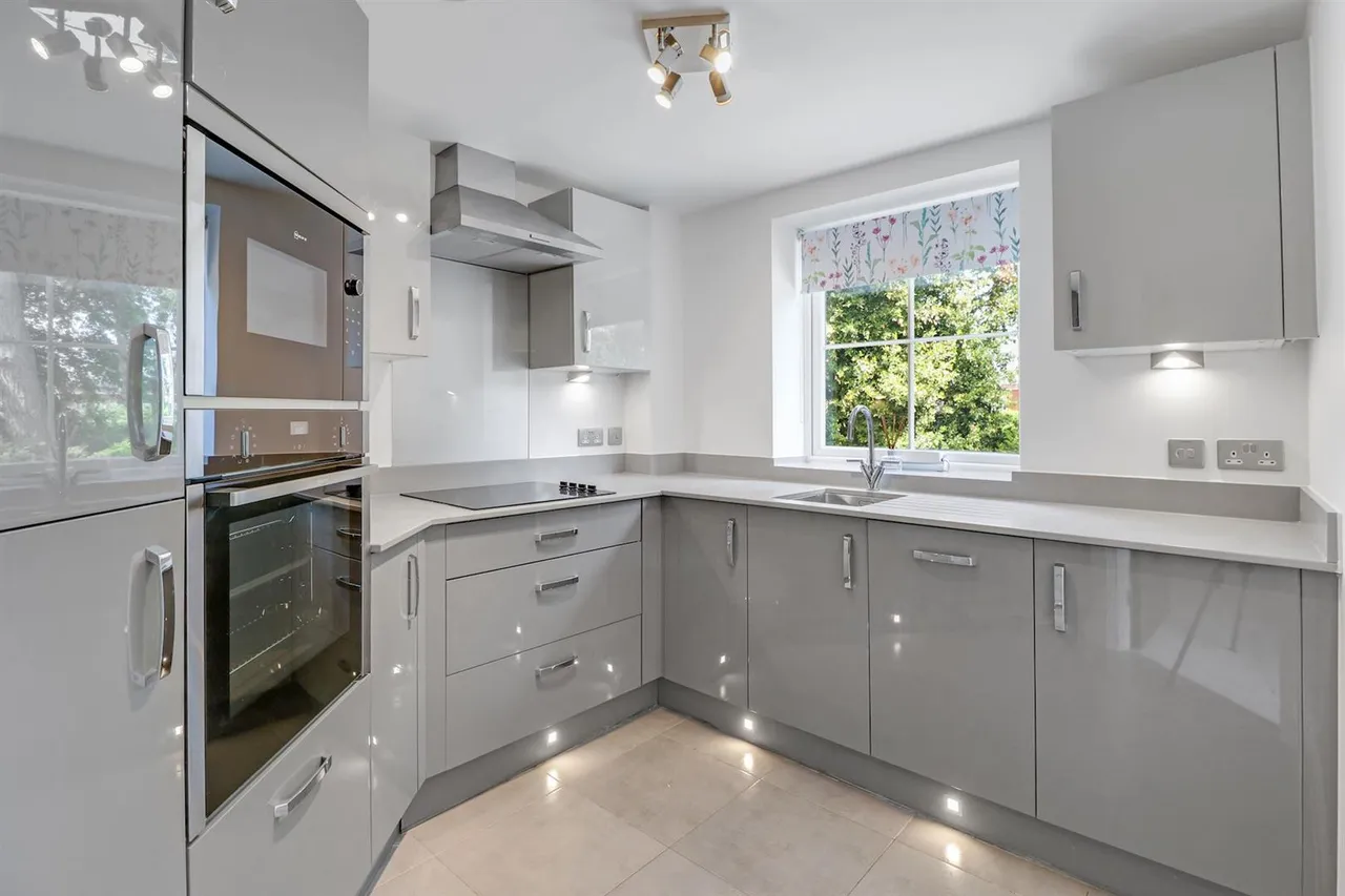 Manor Park Road, Chislehurst, BR7, photo 3