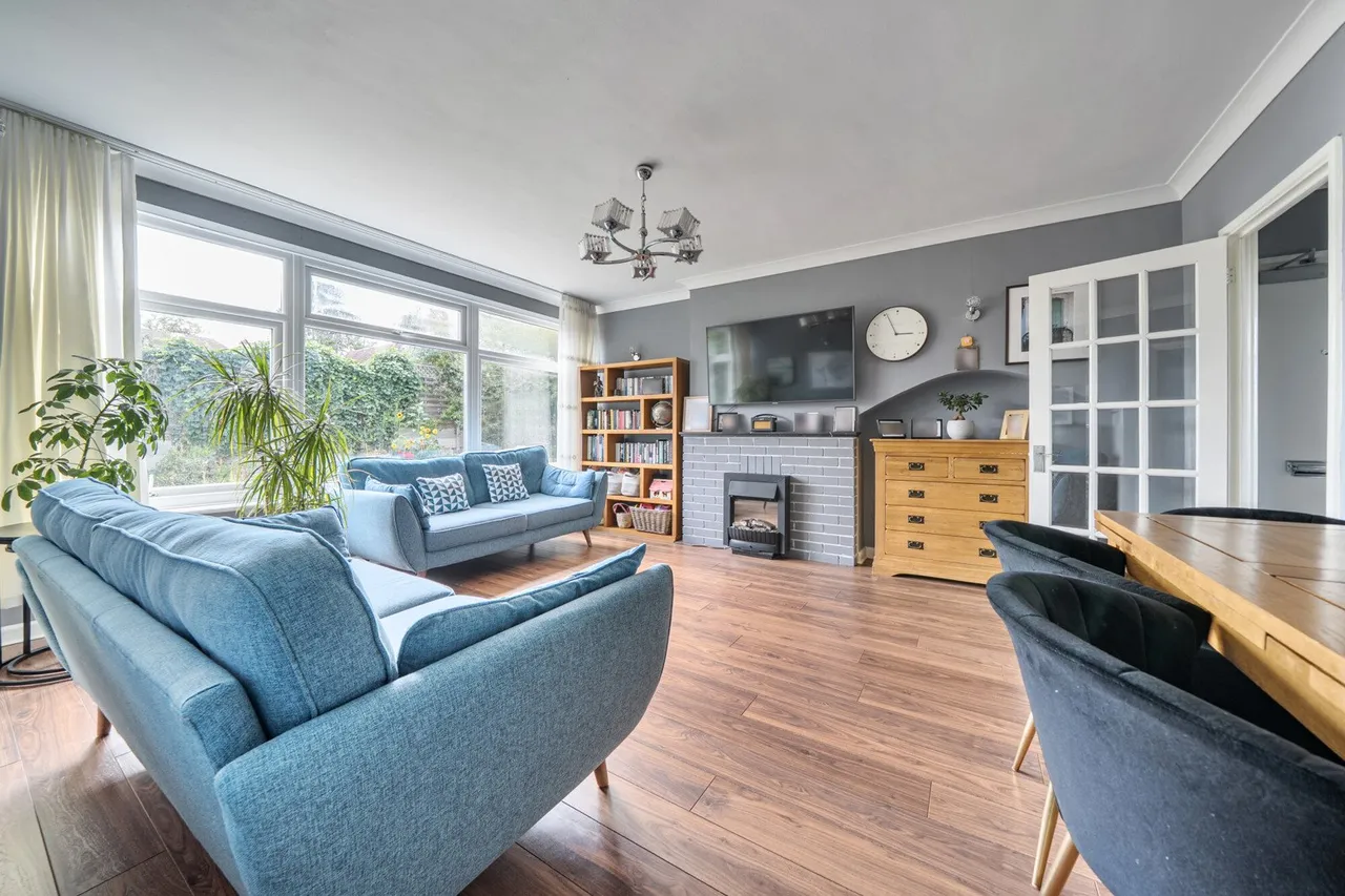 2 bed flat for sale — Mottingham Lane, SE9