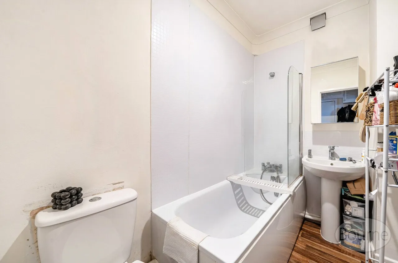Charles Street, Petersfield, GU32, photo 8