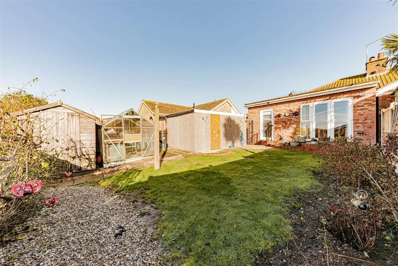 Mill Lane, Herne, Herne Bay, Kent, CT6 7JH, photo 17