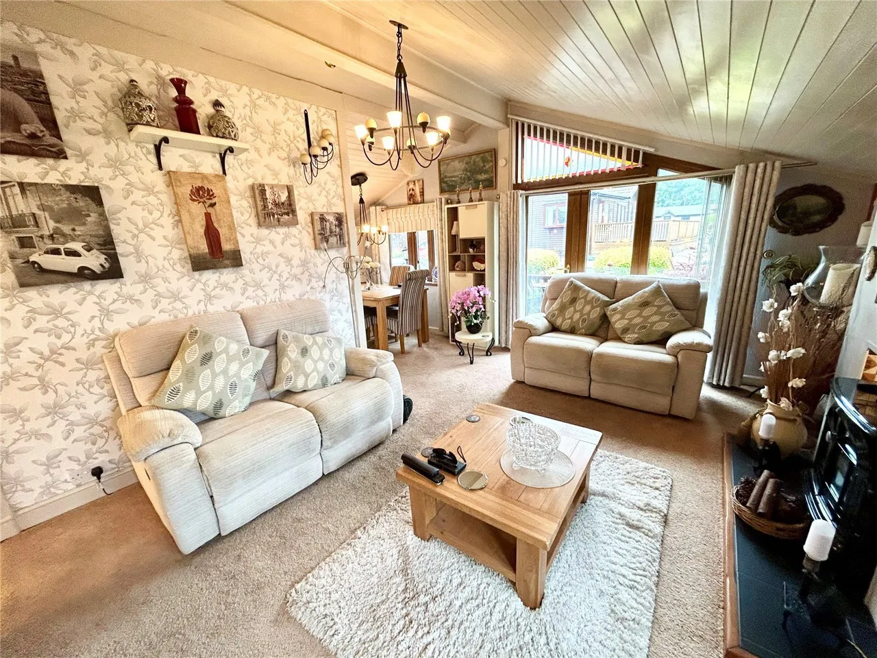 Maple Leaf Drive, Wood End, CV9, photo 5