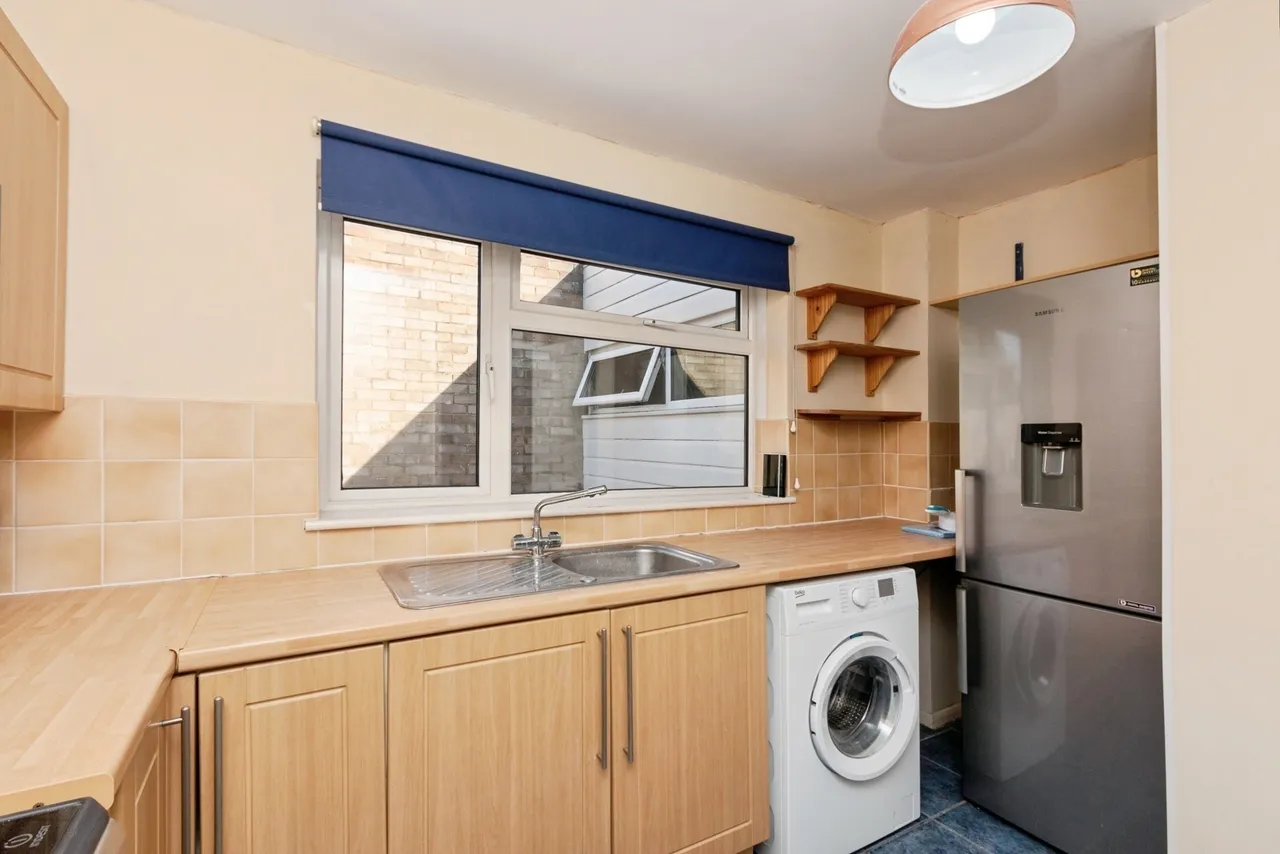 Upper Gordon Road, Camberley, GU15, photo 2