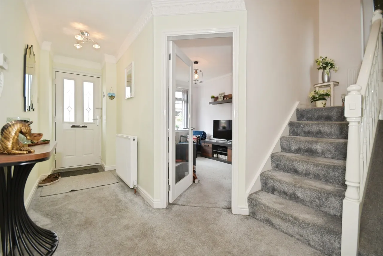 Linden Crescent, Stocksbridge, Sheffield, photo 6