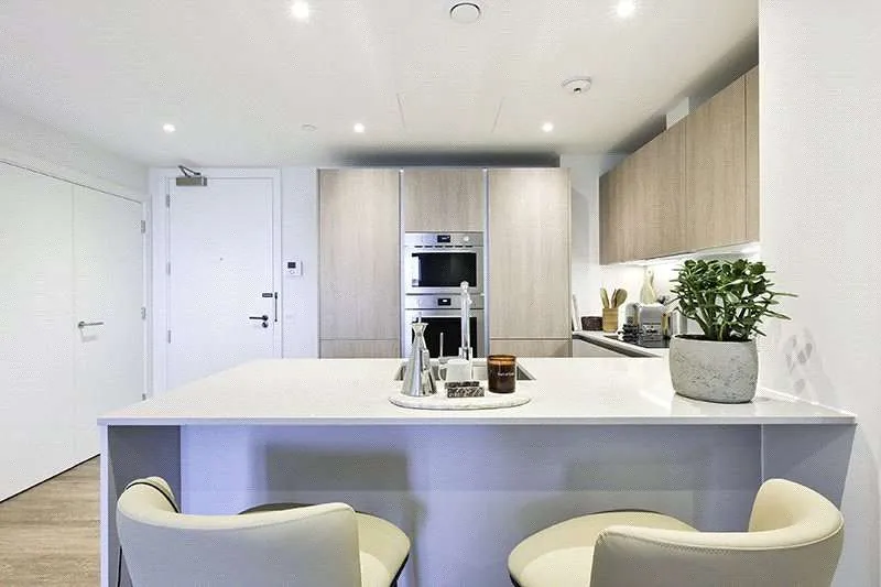 Nine Elms Lane, London, SW11 7DE, photo 6
