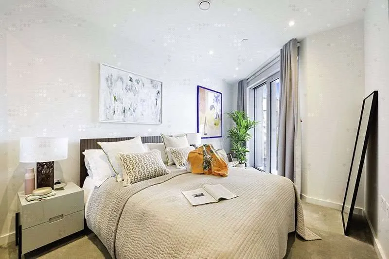 Nine Elms Lane, London, SW11 7DE, photo 5