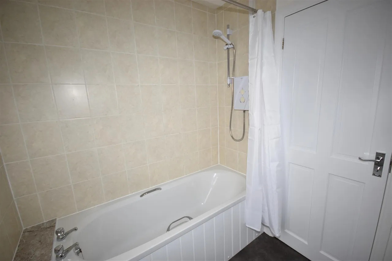 Truro Close, Sleaford, photo 10
