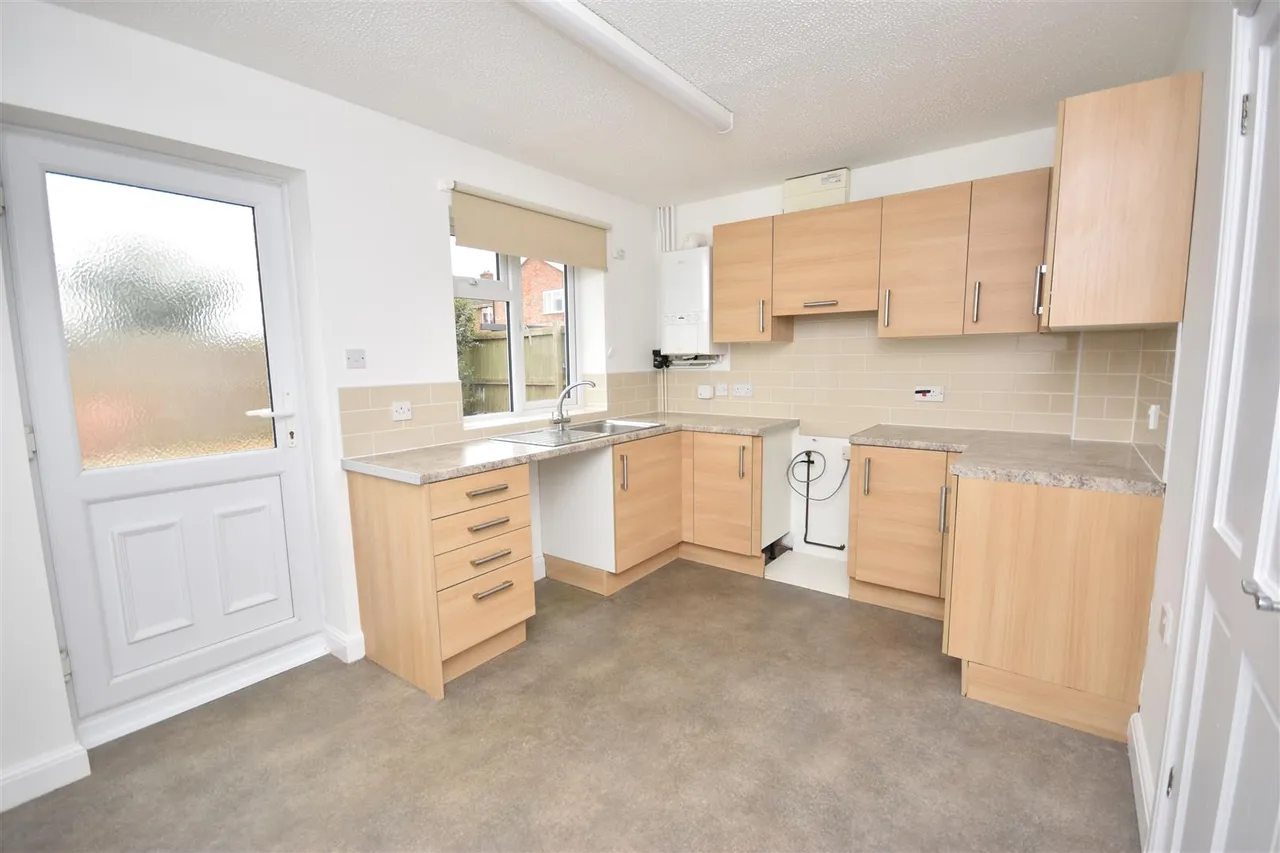 Truro Close, Sleaford, photo 4