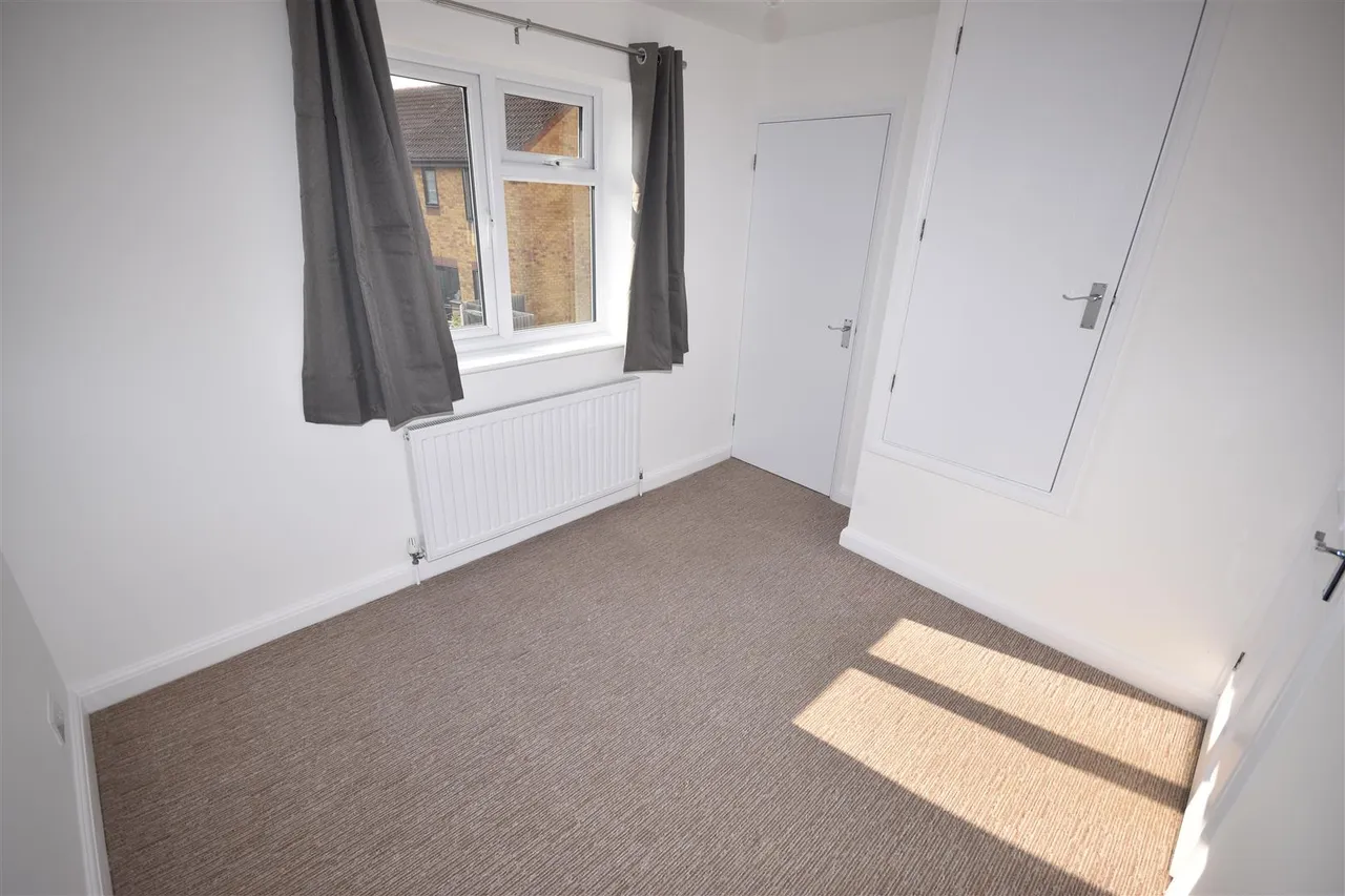 Truro Close, Sleaford, photo 8