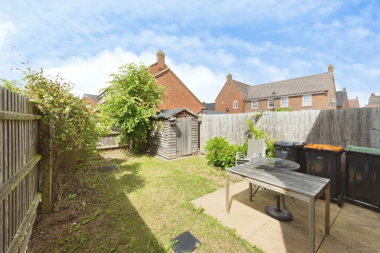 Oliver Close, Kempston, MK42, photo 2