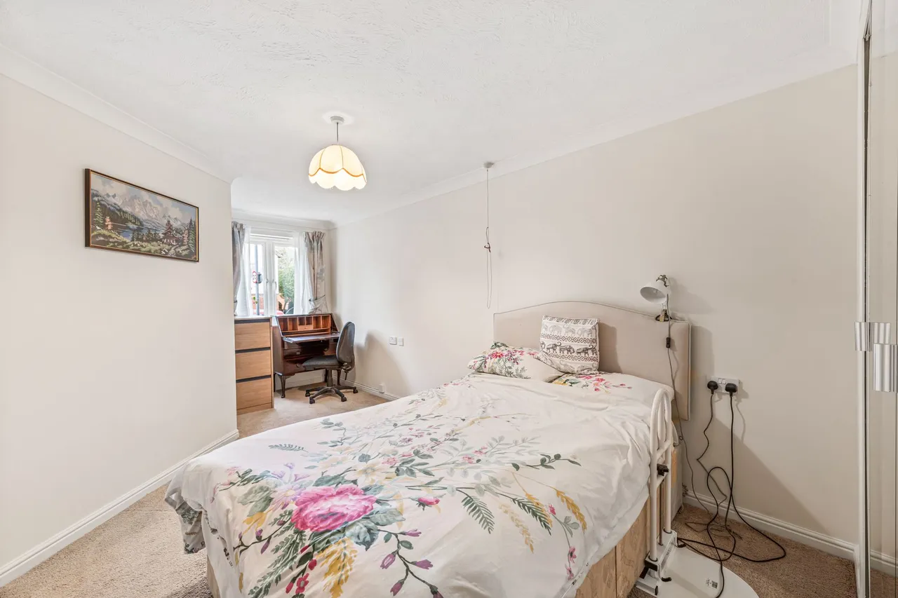 Ashley Court Chapelfields, Frodsham, photo 8