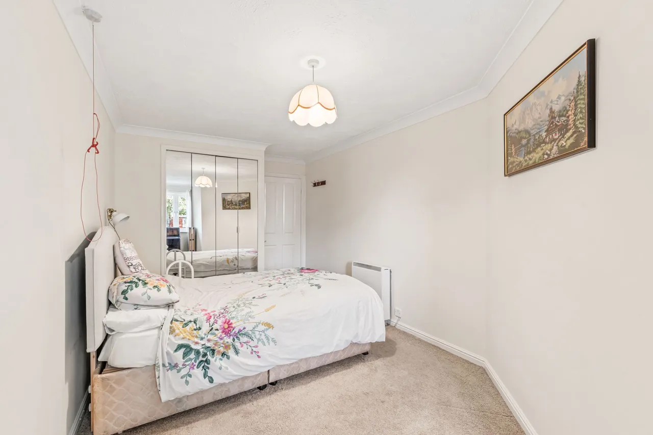 Ashley Court Chapelfields, Frodsham, photo 9