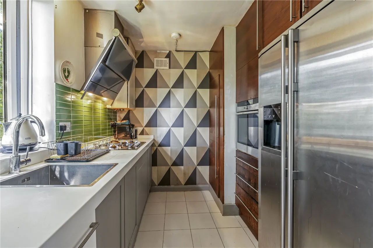 Fulwood Gardens, Twickenham, TW1 1EN, photo 8