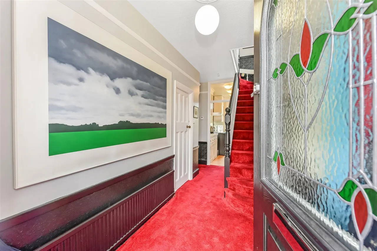 Hedge Lane, Palmers Green, N13, photo 3