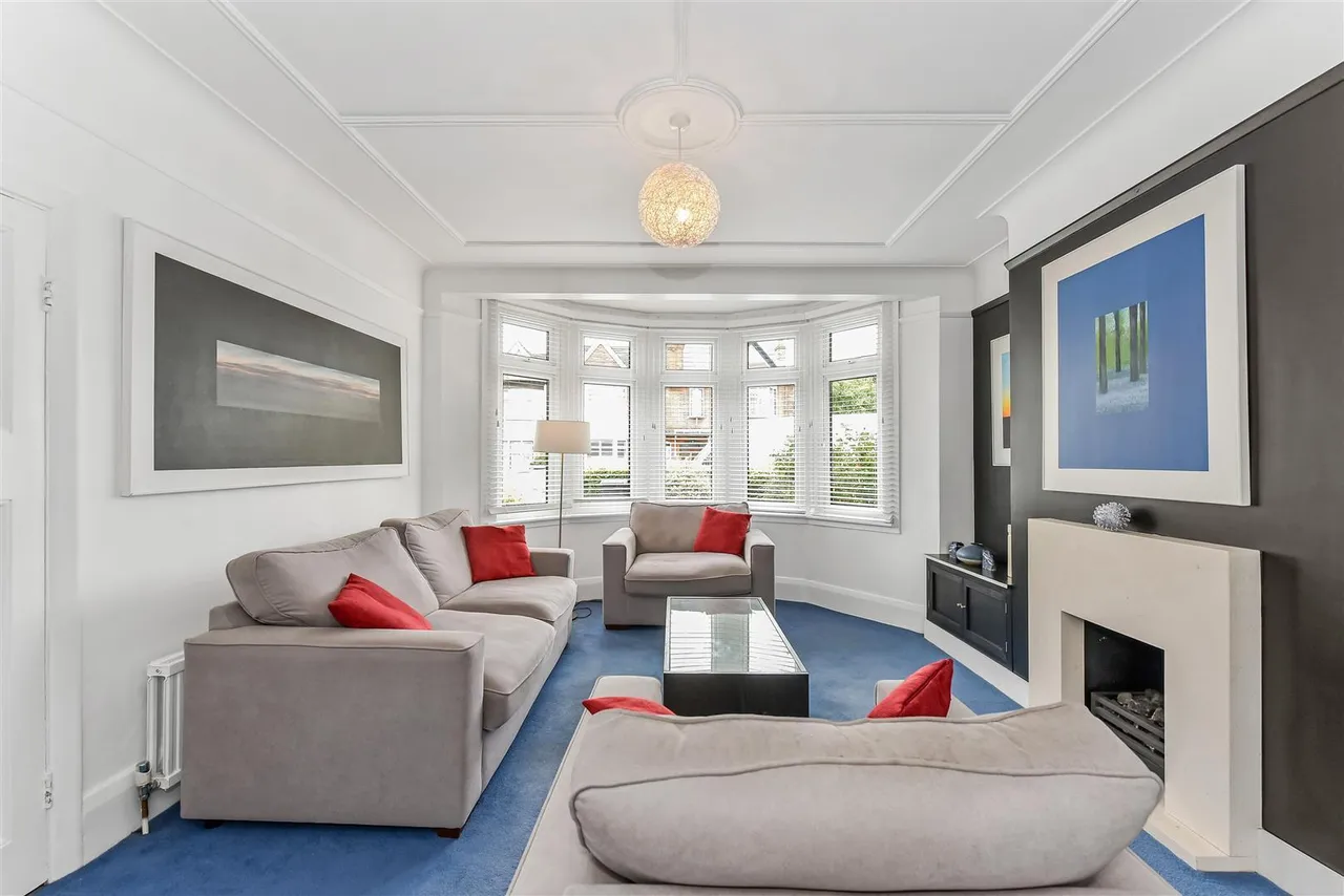 Hedge Lane, Palmers Green, N13, photo 4