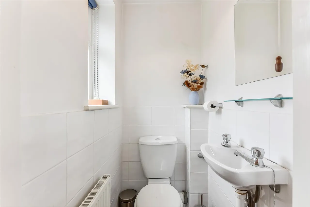 Hedge Lane, Palmers Green, N13, photo 11
