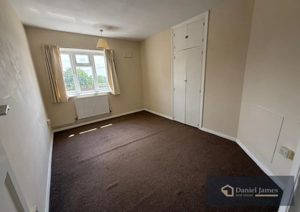 Romford, RM3, photo 6
