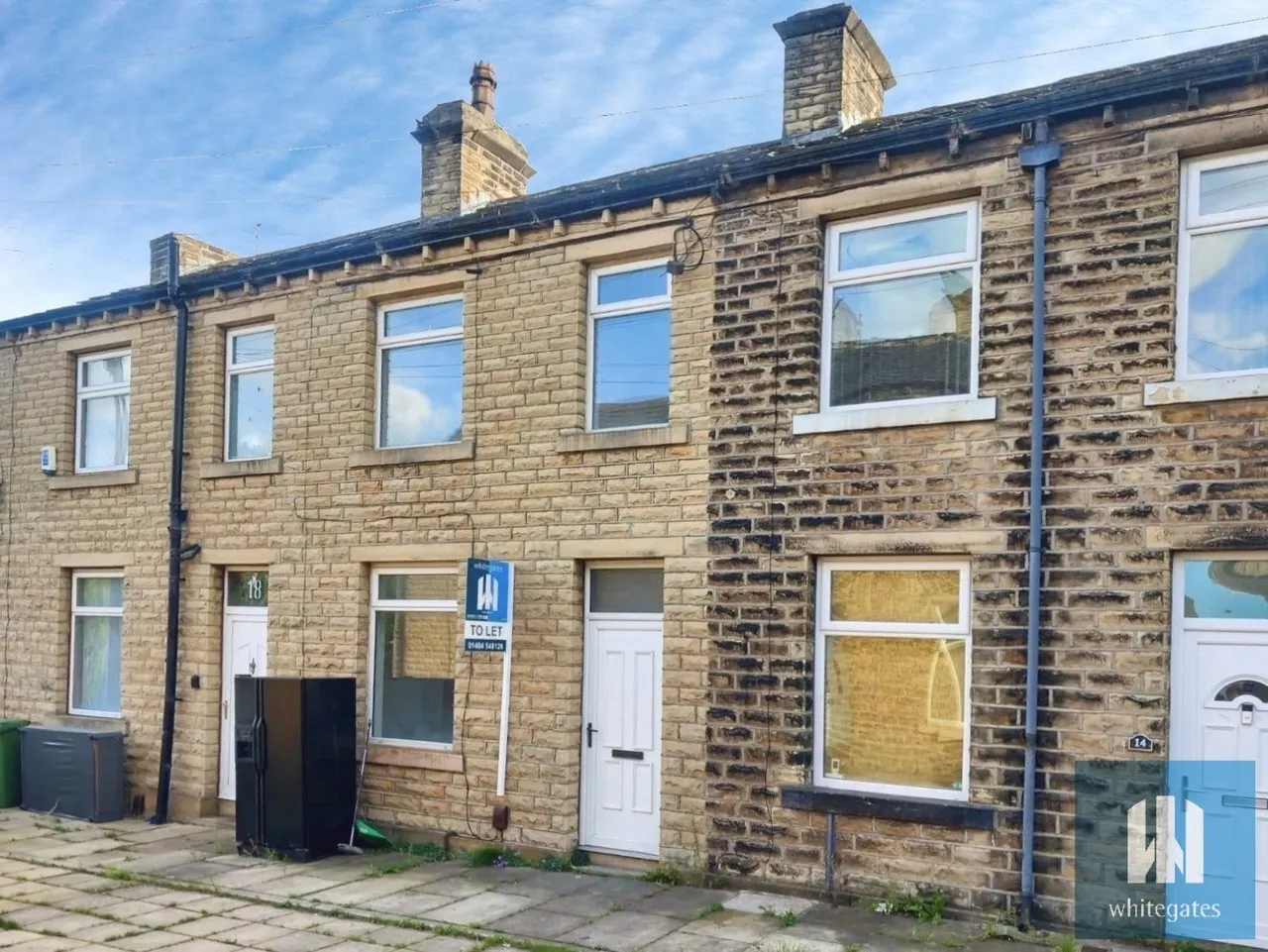 2 bed house to rent, Batley Street, Moldgreen, HD5