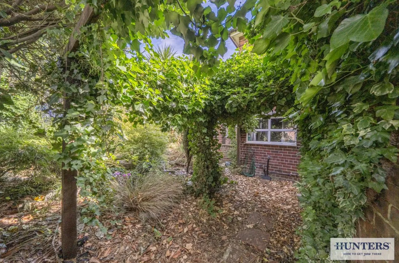 Common Road, Barlow, YO8, photo 12