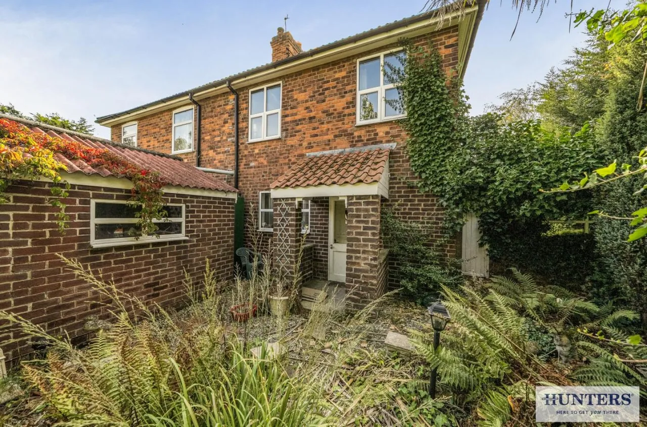 Common Road, Barlow, YO8, photo 14