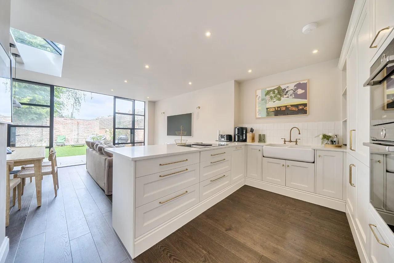 3 bed house for sale — Garfield Road, Wimbledon, London, SW19