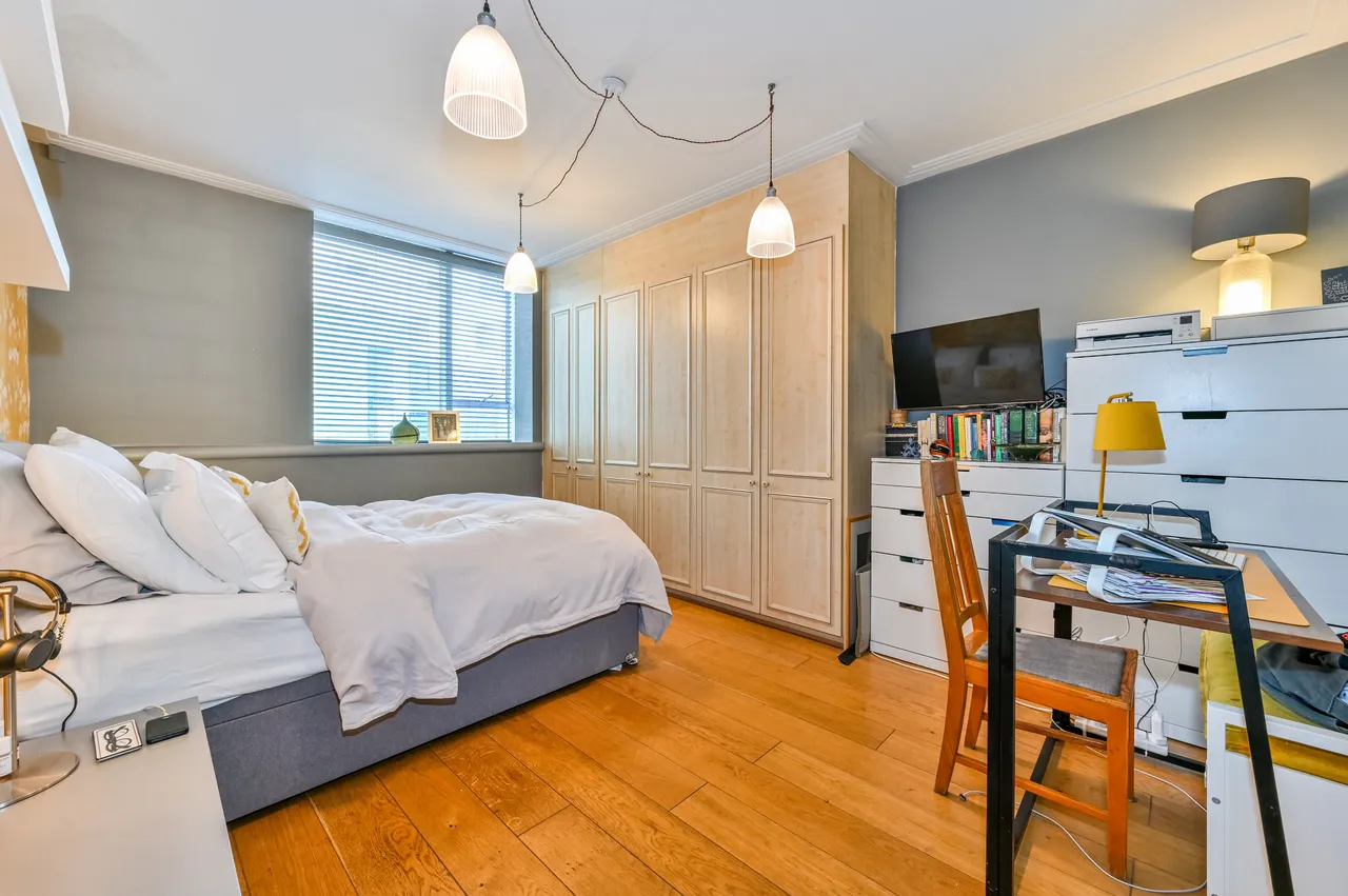 Flat 36, 100 Drayton Park, London, photo 4