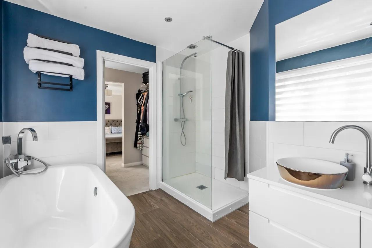 Merrow Place, Guildford, GU4, photo 3