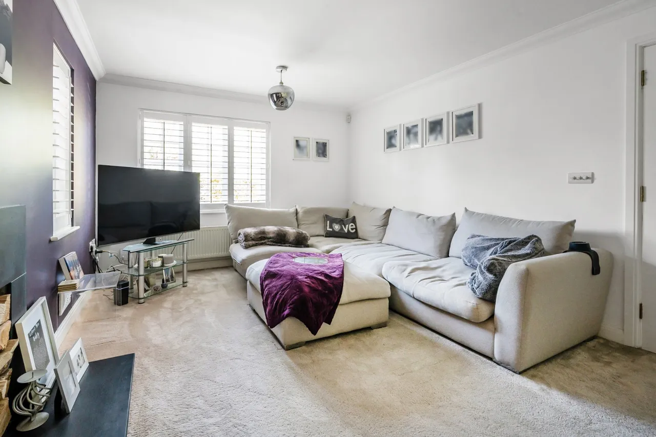 Merrow Place, Guildford, GU4, photo 17