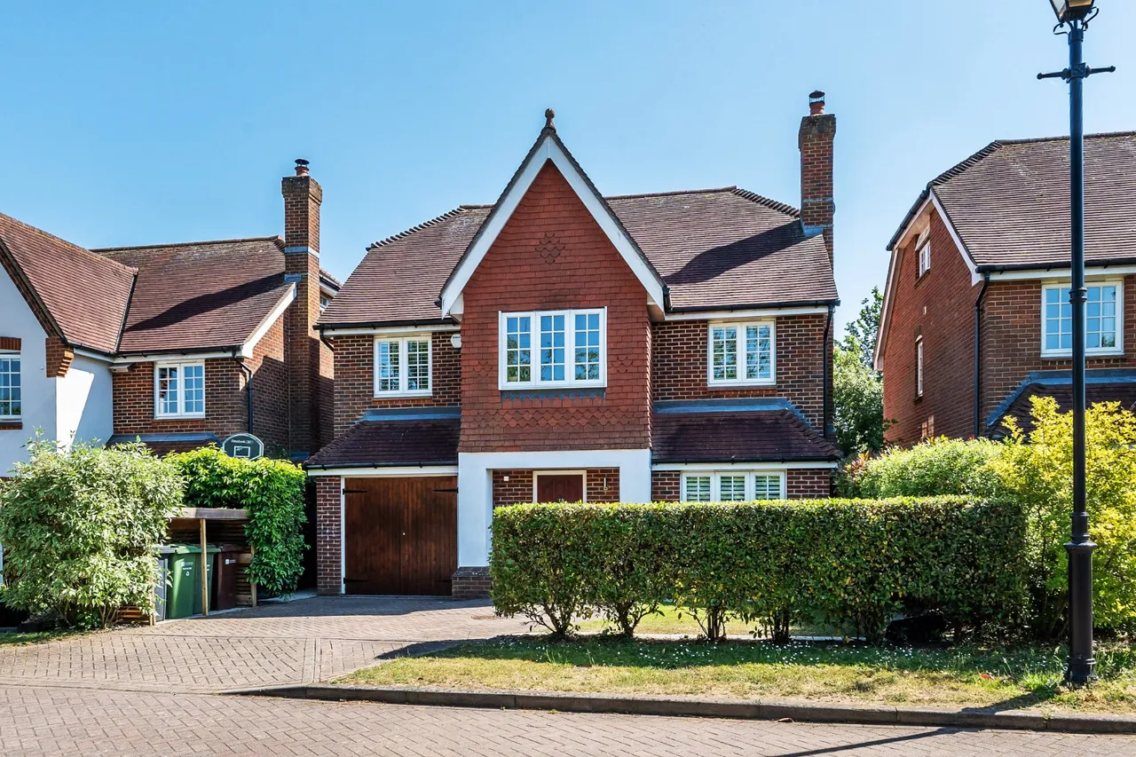 Merrow Place, Guildford, GU4, photo 47